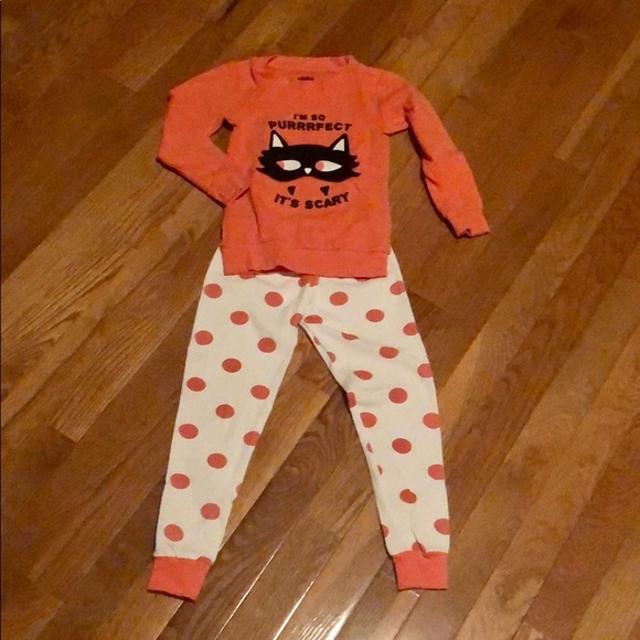 Adorable Kitten Pajamas! - Picture 1 of 1